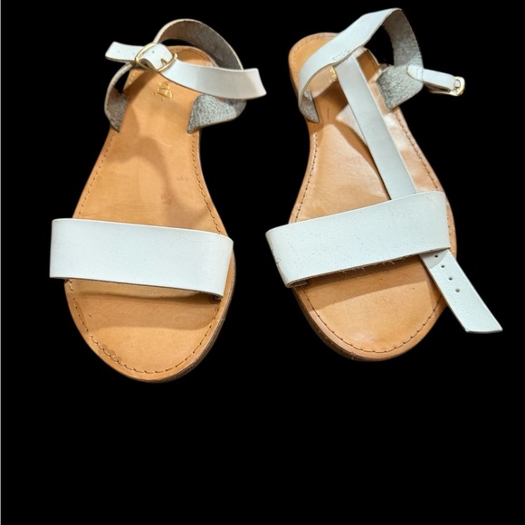 y not Shoes - Nine West Cream and Tan Sandals